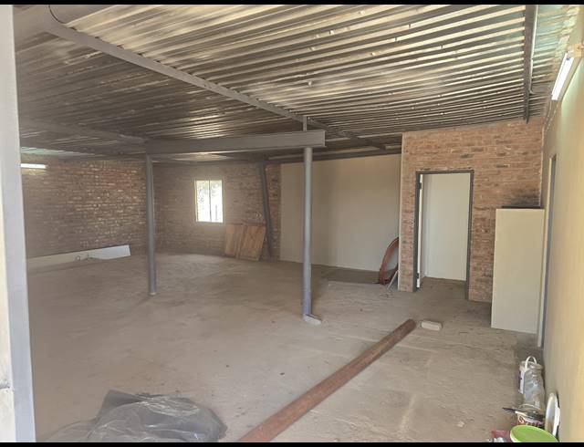 21HA FARM FOR SALE IN MOPANE